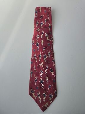 Bill Blass Burgundy Basketball Themed Silk Tie